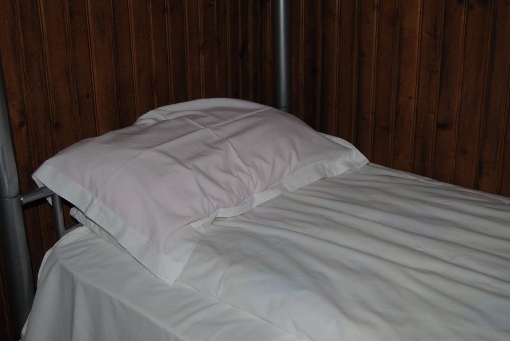 Cornul Vanatorului Bungalows Piteşti Quarto foto